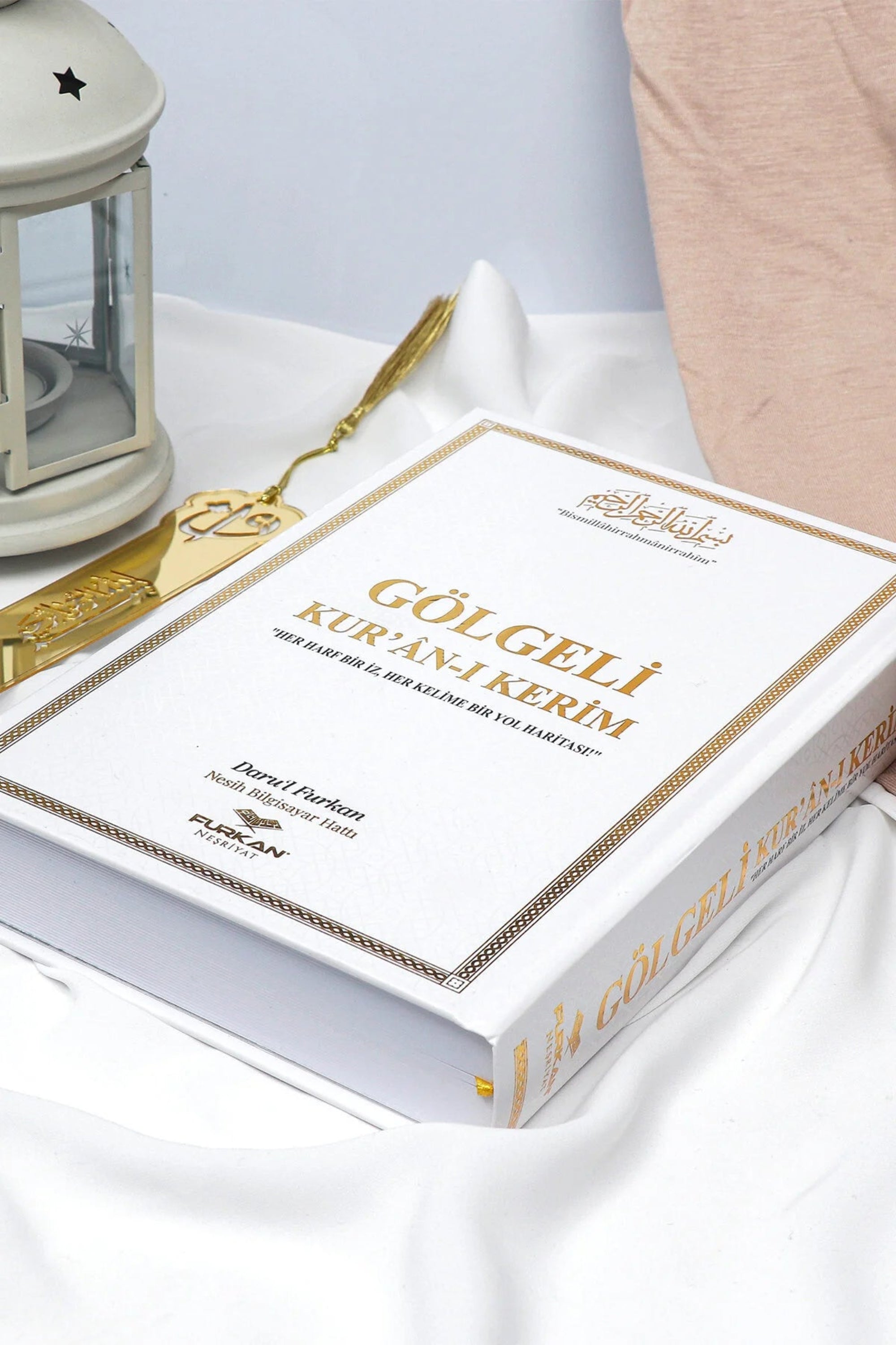 Gölgeli Kur'an-ı Kerim